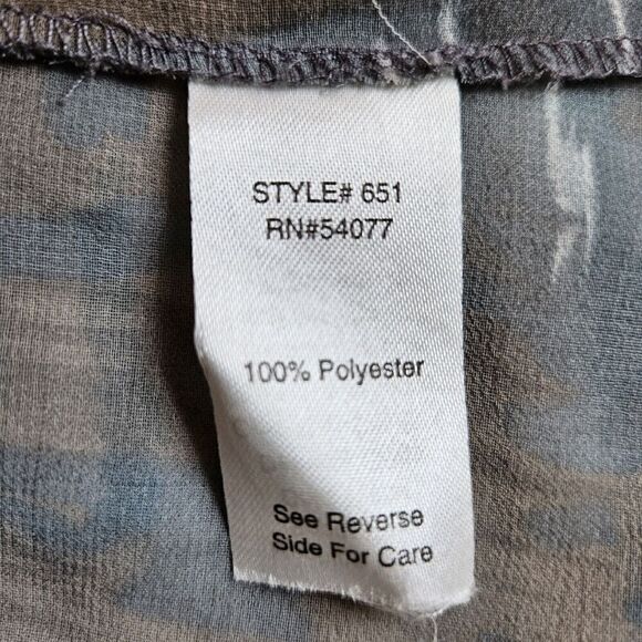 CAbi Tunic Size XS Watercolor Painted Gray Keyhole Style 651 Sleeveless Blouse - Picture 6 of 6